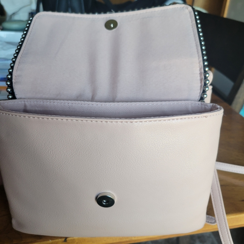 Pink purse - Picture 6 of 9
